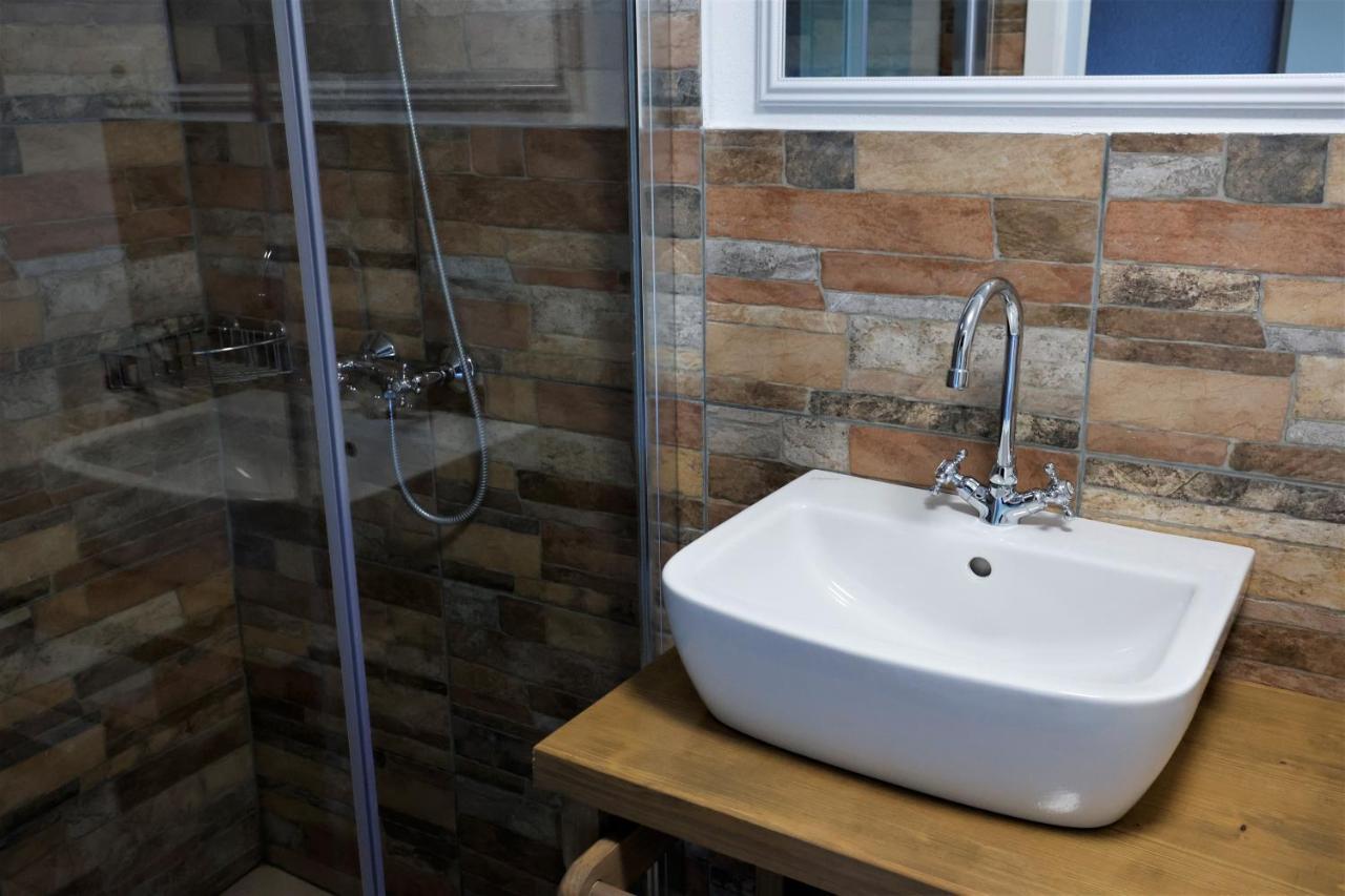 Guesthouse Idila Pod Nanosom Senozece Экстерьер фото