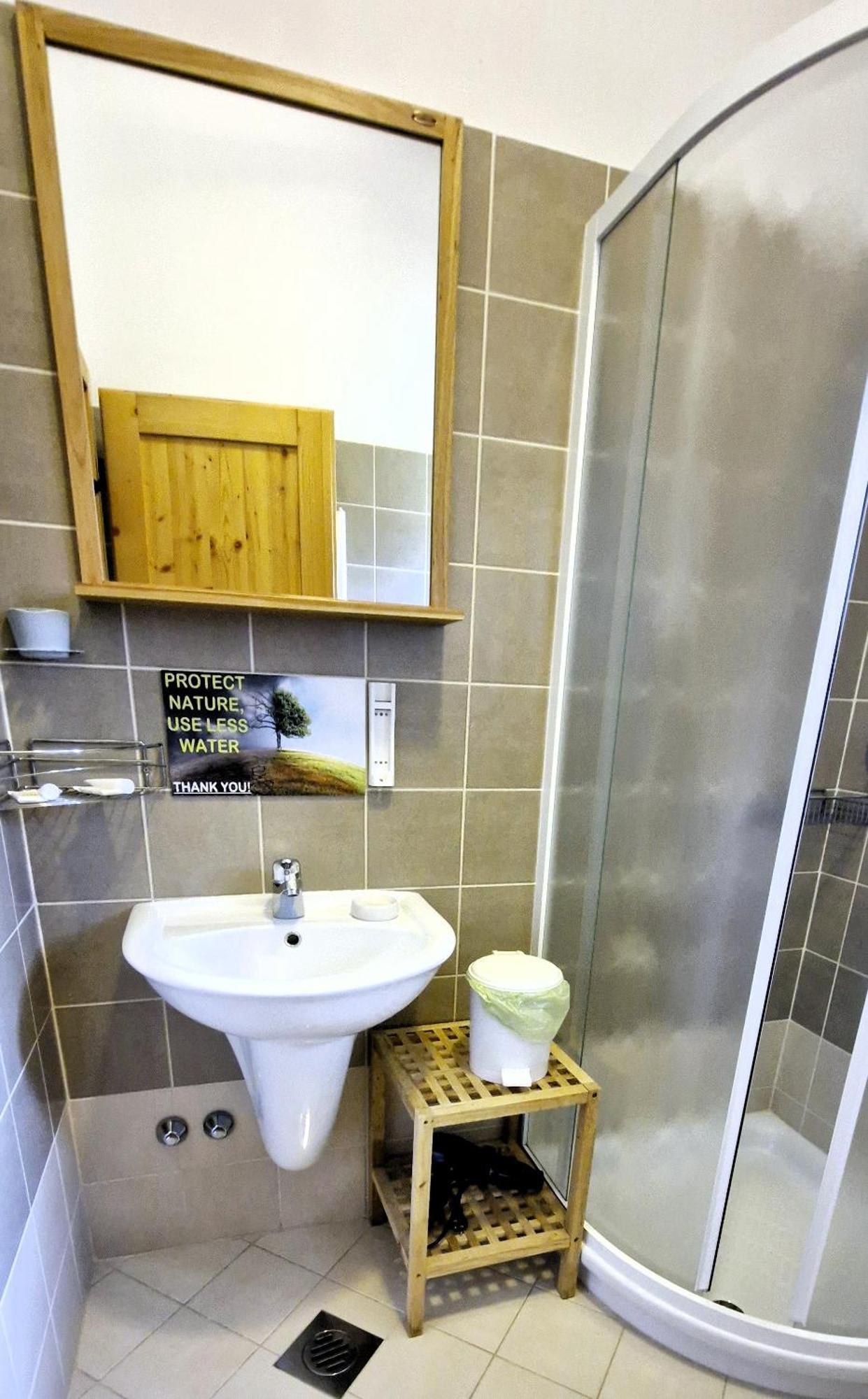 Guesthouse Idila Pod Nanosom Senozece Экстерьер фото