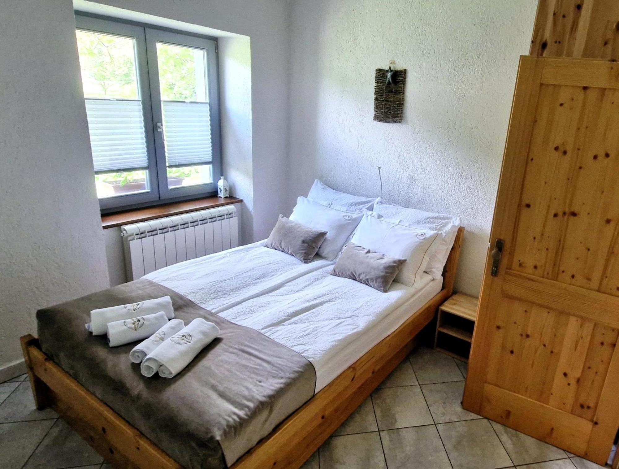 Guesthouse Idila Pod Nanosom Senozece Экстерьер фото