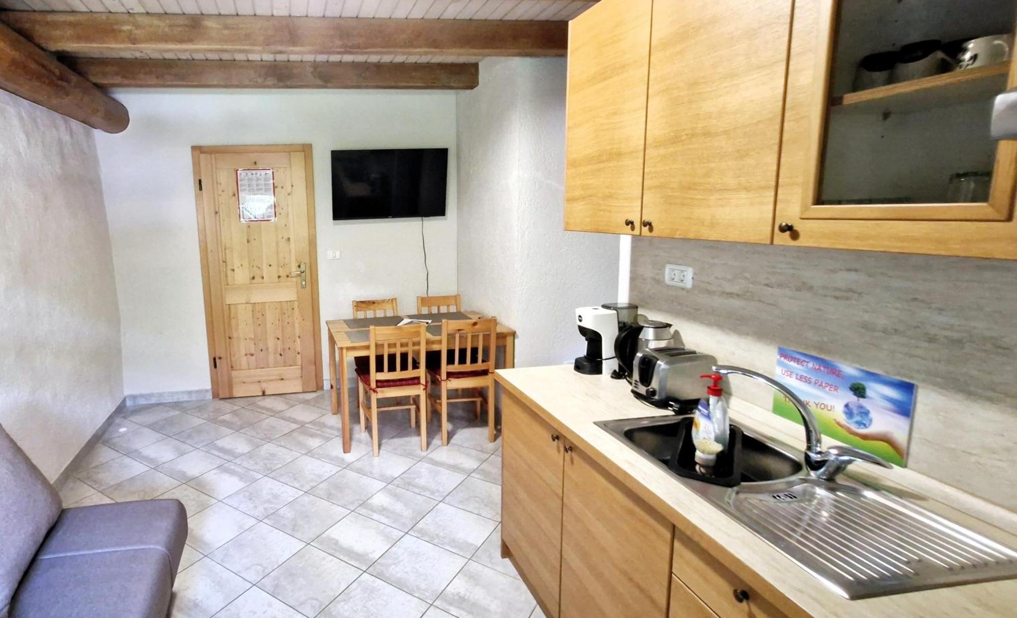 Guesthouse Idila Pod Nanosom Senozece Экстерьер фото