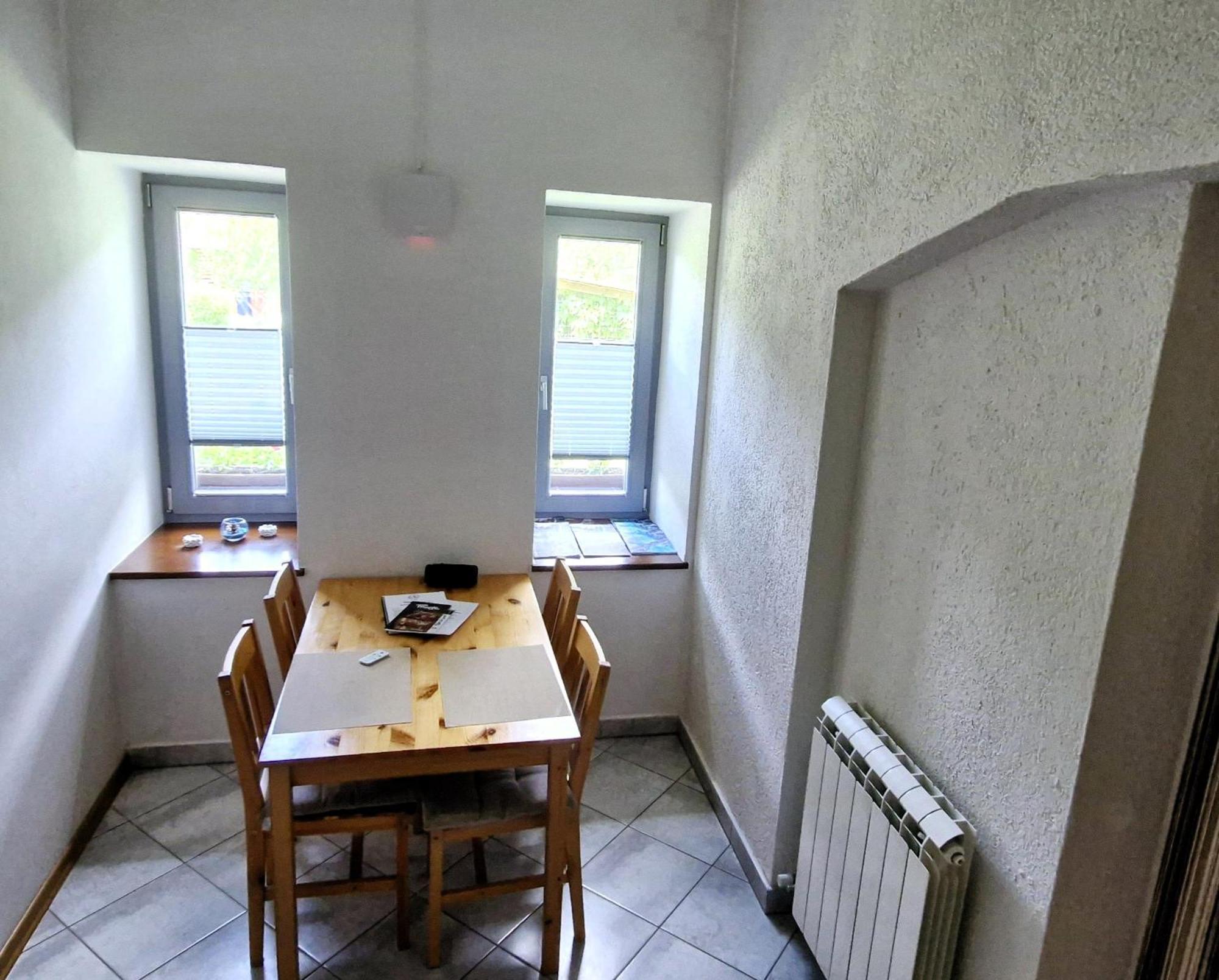 Guesthouse Idila Pod Nanosom Senozece Экстерьер фото